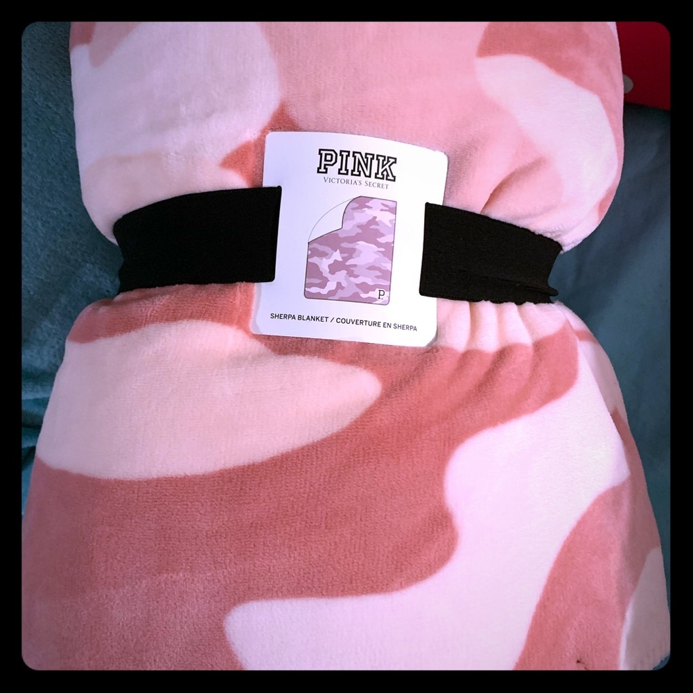 Pink Victoria’s Secret Sherpa Blanket